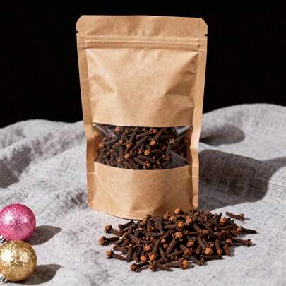 500克丁香，无羽毛、无化学物质、无杂质，适用于圣诞节、十二月节日（万圣节）、感恩节、情人节、宗教冥想及其他庆祝活动。是节日庆典的理想之选。高品质草本香料，也适合家居装饰。