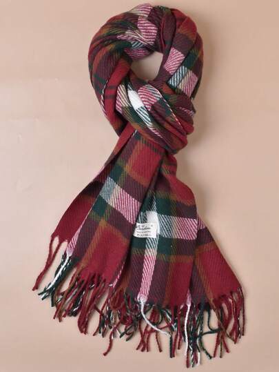 1条经典格子围巾，女士保暖仿羊绒披肩，百搭时尚配饰，适合搭配连衣裙，日常穿着。