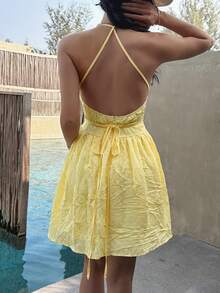 Unadoll Women's Low Cut Backless Lace Up, Neck And Waist Cinching Pleated Fabric Sexy Dress, Suitable For Dates, Vacations, Beaches, Valentine's Day Outfits - Yellow - View 2