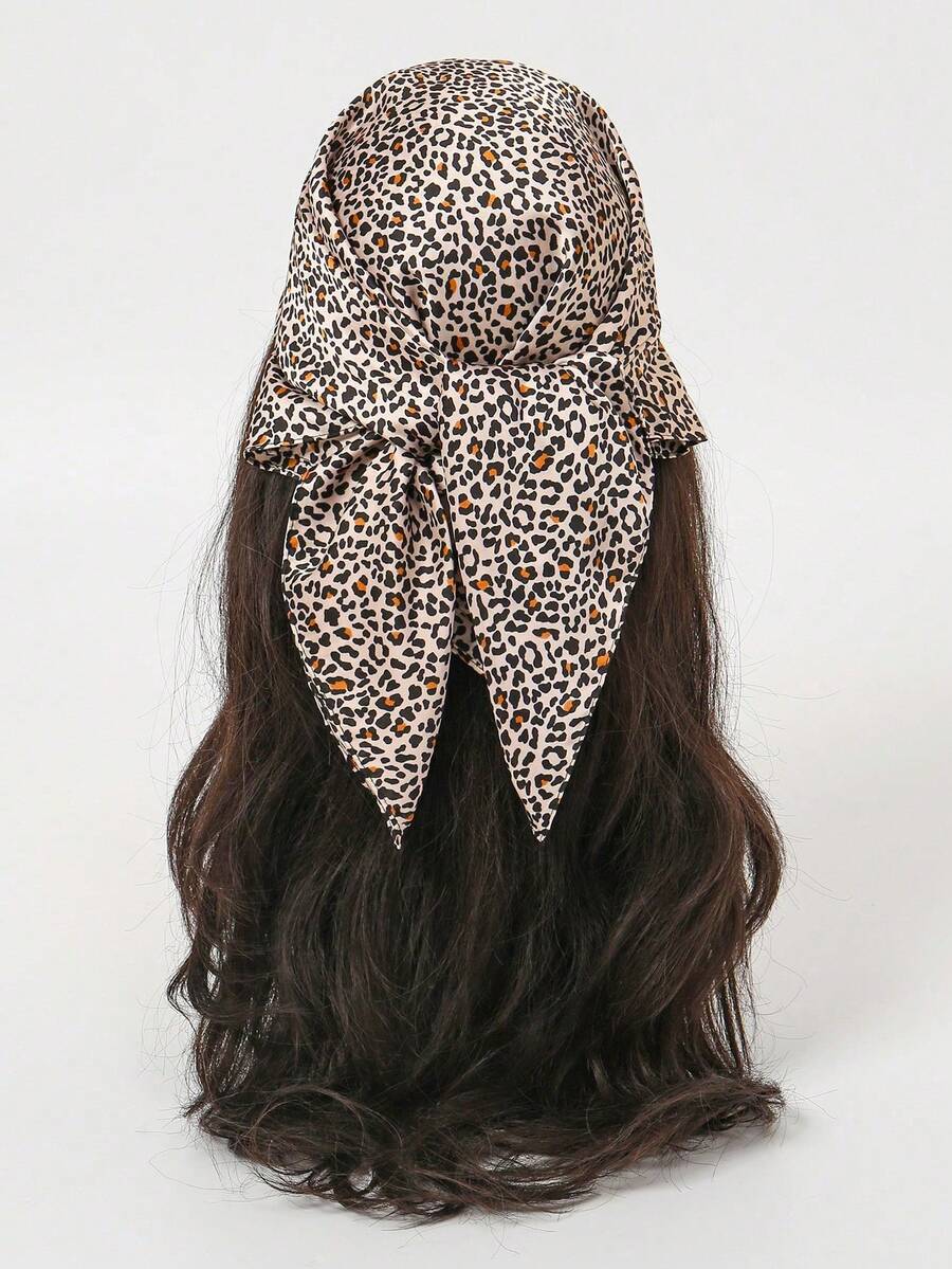 1pc Women's Fashionable Leopard Print Scarf, 70x70cm Square Neckerchief, Daily Accessory - Multicolor - View 1