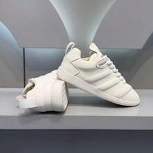 男女通用鞋，男士3D压纹休闲运动鞋，防滑透气，舒适平底滑板鞋，简约通勤多功能运动鞋 - 白色 - 查看 7