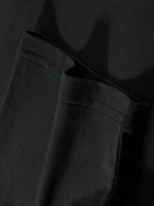 This Disney Cars-Themed T-Shirt Features A Design Of Mater The Tow Truck And Is Perfect For Boys And Girls To Wear During Holiday Parties, Family Gatherings, Outdoor Activities, Travel, And Visits To Disneyland. It Also Makes A Great Gift For Children. - 黑色 - 查看 5