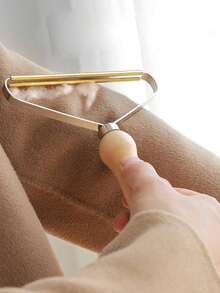 1 pièce Épilateur manuel minimaliste double face unisexe, lame en acier inoxydable corps en ABS, retrait de peluches doux et efficace sans dommage, accessoire essentiel pour l'entretien des vêtements, pour les pulls, tricots, canapés, tapis, poils d'animaux de compagnie, à la maison et en voyage, cadeau idéal pour la Saint-Valentin, la Fête des Mères, la Fête des Pères, la remise des diplômes, le pendaison de crémaillère - A - Voir 3