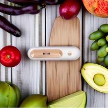 SOKANY 1个冰箱除臭器，宠物异味消除器，便携式空气净化器。USB充电（内置1200mAh锂电池）。双重消毒和清新模式。小巧便携。适用于玩具消毒/衣物除臭/鞋柜/汽车内饰等多种场景。是家庭/办公室/露营冰箱和冰柜的理想之选。必备除臭工具。 - 彩色 - 查看 5