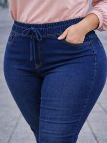 Jogger Denim Stretch Curvy con Cintura Elástica y Diseño - Lavado ligero - Ver 2