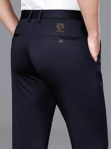 Màu xanh hải quân