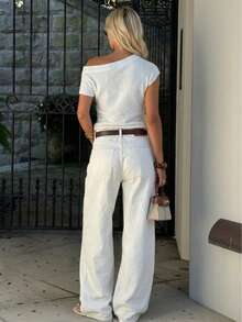 2026 Sommer Mode Damen Weißes Strick Asymmetrisches Schulter Kurzarm Top, Bubble Stoff, Kurzarm, Gerippte Strick Details, Rundhalsausschnitt Design, Perfekt für den Sommer - Weiss - Übersicht 7