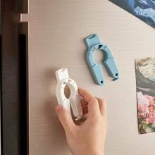 Bottle Opener Fridge Sticker - Multi-Functional Cola Beverage Bottle Opener, Mineral Water Screw Cap Opener, Can Opener, Plastic Household Restaurant Bottle Opener. No Batteries Required. Magnetic Design. Ergonomic Handle. Strong Structure. Easy To Disassemble And Open The Cap. Suitable For Various Scenarios Such As Parties, Home, And Kitchen. It Is A Must-Have Item For Daily Use. - trắng - Xem 5