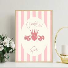 1 pieza Anillo irlandés sin marco "Gra" Póster de arte de pared de rayas rosas de Irlanda moderna Impresión en lienzo para decoración de habitación, esenciales de dormitorio, regalo de cumpleaños y decoración de fiesta, decoración de dormitorio con tema celta vintage, decoración de habitación estética, impresiones para pared, artículos esenciales para dormitorio universitario, decoración del hogar dormitorio, regalo de herencia irlandesa, idea de decoración de pared única, arte cultural minimalista. - Dibujos animados - Ver 3