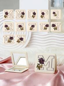 1个Y2K风格英文字母系列便携式化妆镜，可折叠轻巧便携，全皮材质，适合各种场合，可折叠方形口袋镜，复古花卉3D英文字母印花设计，180°翻盖，多功能 - 彩色 - 查看 2