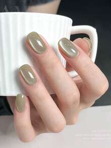 MISS SHAKA 10毫升 冬春美甲 情人节 绿色玻璃珠 猫眼凝胶指甲油 2026 冰透明白色 薄荷曼波风格指甲油 美甲沙龙家用DIY美甲用品 - 彩色 - 查看 4