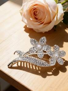 A Ins Style Elegant Exquisite Silver Full Rhinestone Dual-Flower Pearl Vine Hair Claw Full Rhinestone Flower + Pearl Accent + Vine Rhinestone Decor Exquisite Design Hair Clip Suitable For Daily Commute/Date Dinners/BFF Afternoon Tea/Party Looks Exquisite Elegant Aesthetic Hair Accessory/Versatile High-End Hair Decor - Multicolor - View 6