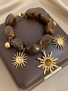 1件装奢华复古波西米亚太阳吊坠可调节手链，18K镀金不锈钢材质，配亚克力手链，女士饰品，适合音乐节、度假、艺术博览会、生日礼物、情人节、派对、晚宴、日常佩戴、约会、新年、婚礼、海滩、圣诞节、周年纪念日等场合。 - 彩色 - 查看 2