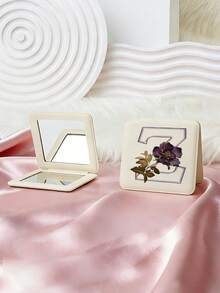 1个Y2K风格英文字母系列便携式化妆镜，可折叠轻巧便携，全皮材质，适合各种场合，可折叠方形口袋镜，复古花卉3D英文字母印花设计，180°翻盖，多功能 - 彩色 - 查看 28