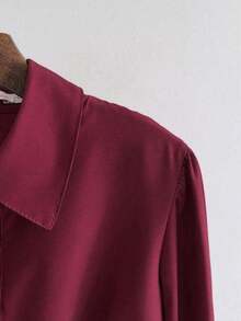 Women's White Shirt With Puff Sleeves JEMMY MODA - 酒紅色 - 查看 2