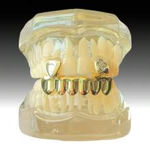 1 Set Unisex Hiphop Style Glossy Heart Zirconia Plum Blossom Flat Tooth Grillz, Suitable For Daily Wear, Festivals And Parties - Multicolor - View 2