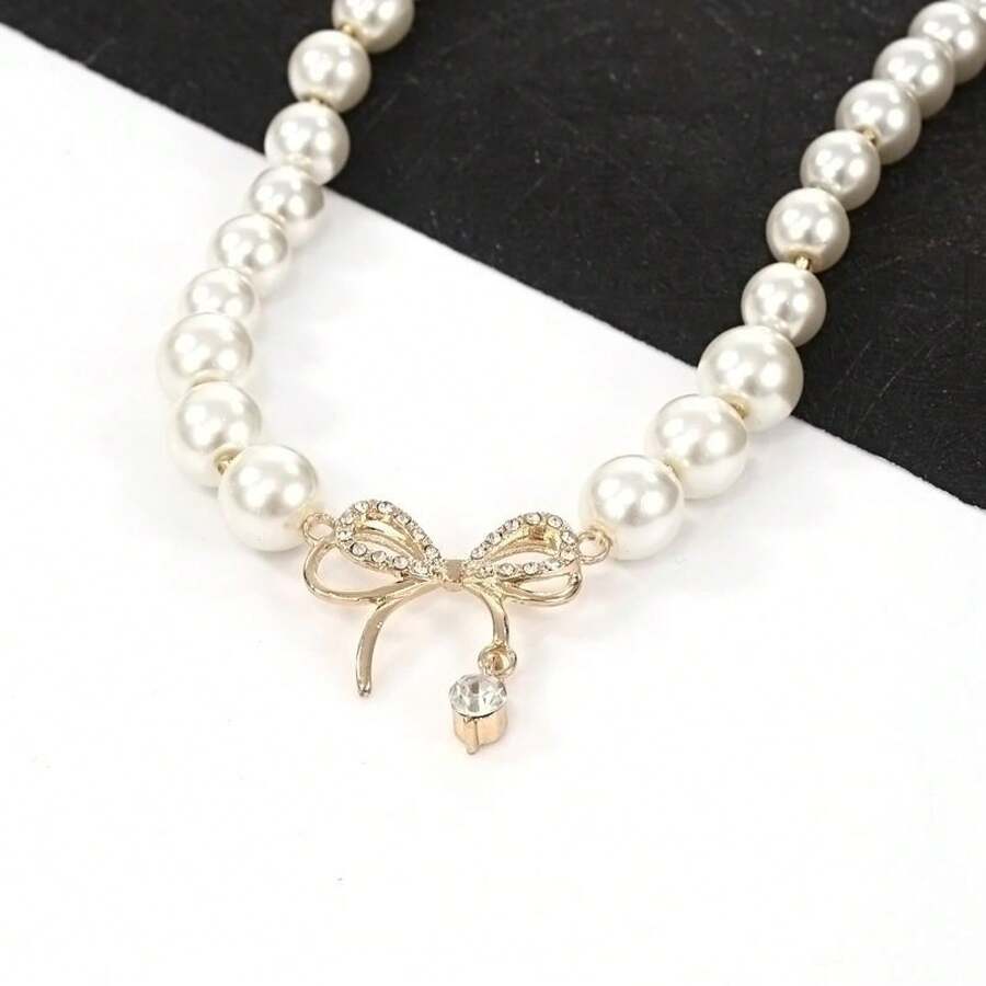 Pendants - Little Bow Pearl Necklace - View 1