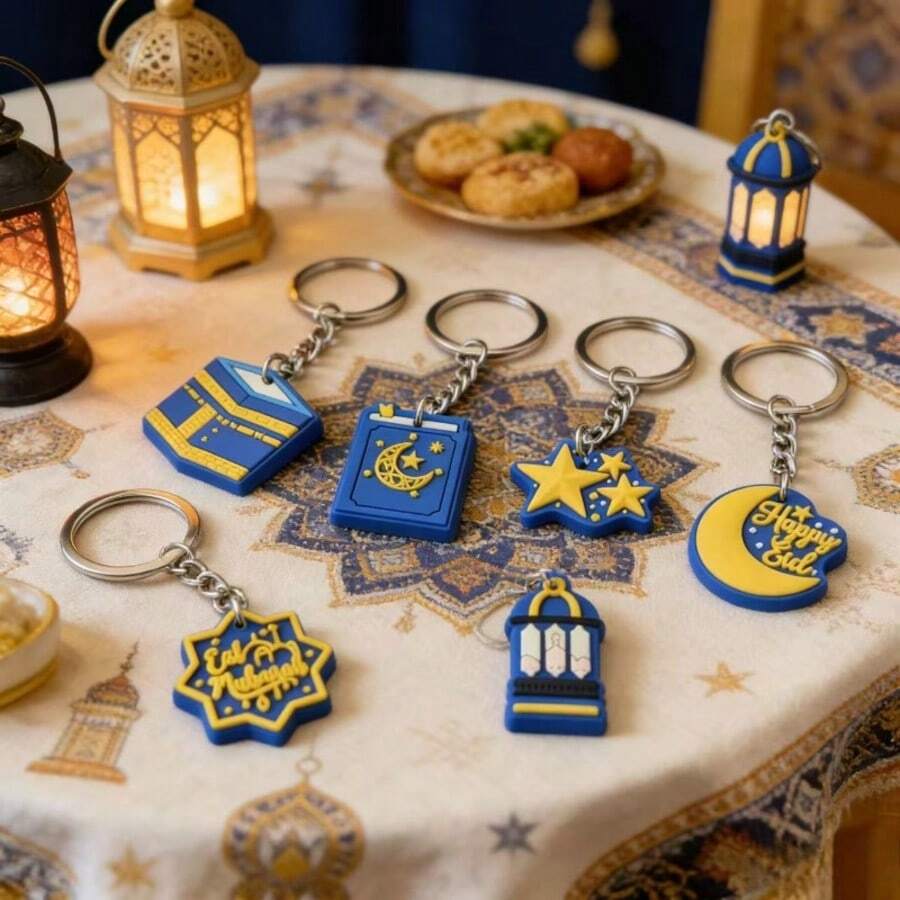 6pcs/Set Eid Mubarak Keychain Set, Islamic Crescent Moon Pendant Keychains, Eid Celebration Collectible Surprise, Holiday Souvenir (Random Styles) - Multicolor - View 1