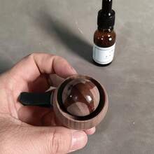 1件手工製車用出風口擴香器，天然黑胡桃木色木製芳香擴香器，車用出風口精油擴香器，不含香味（不含液體瓶） - B - 查看 10