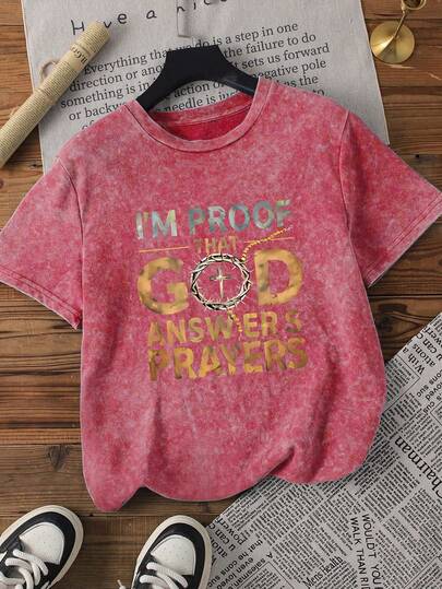 夏季舒适大码短袖针织T恤，常规下摆，印有励志图案，适合女士夏季休闲穿搭