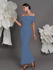 露肩绷带针织紧身连衣裙，奢华欧式风格，修身铅笔裙，适合家庭聚会、派对、宴会等场合。 - 淺色水洗藍 - 查看 3