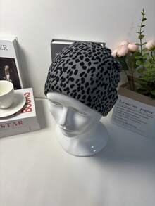 1件豹纹双面帽/围脖，保暖舒适，适合寒冷冬季穿着，也适合日常外出。 - 彩色 - 查看 13