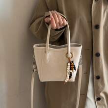 Retro, Elegant, Simple And Versatile Style With A Sense Of Sophistication. A New Spring 2026 Model For Women, A Crossbody Bag. - White - View 2