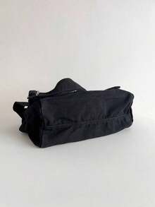 Vintage Minimalist Versatile Flap Shoulder Bag, Thick Washed Canvas Bag, Casual Versatile Large Capacity American Messenger Bag, College Style Japanese University Student Schoolbag, Short Trip Travel Bag, Simple Street Cloth Bag, Black Crossbody Bag , Old Money - 黑色 - 查看 7