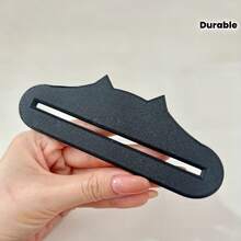 新款便携式猫粮挤压器，宠物肉酱挤压器，猫零食喂食器，采用耐用塑料制成，可挤压酱料包，适用于各种酱料包和糊状物，户外和家庭厨房挤压工具，手持式喂食器，易于使用，高品质塑料，粘合剂分配器，适合家庭厨师和猫主人。 - 均碼 - 查看 4