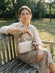 Burberry 1pc White Linen Cosmetic Storage Bag, With Top Handle, Size 22*10*12.5cm, Portable Toiletry Bag, Multi-Functional For Daily Use, Travel, Home Organization - White - View 6