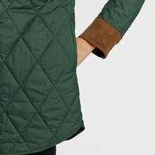 Nike 女士 AS W NSW NNSC QULT JKT GCEL 梭织连帽夹克 IQ3942-323 - 綠色 - 查看 3