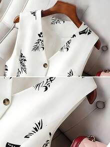 Áo blazer nữ dáng suông, nhẹ, không tay, cài cúc đơn, in họa tiết, thích hợp mặc đi làm và công sở. - trắng - Xem 4