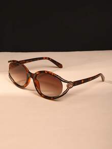 Ochelari de soare ovali din metal, la modă și versatili, stil stradal, design retro pentru femei, ochelari de soare Cat Eye de înaltă calitate pentru bărbați și femei, potriviți pentru zi cu zi, petrecere, plajă și vacanță - Multicolor - Vizualizare 7