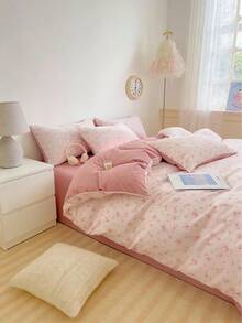 Juego de cama de 4 piezas con estampado floral (tamaños: funda nórdica 200x230, sábana 245x245, fundas de almohada 48x74) incluye 1 funda nórdica, 1 sábana y 2 fundas de almohada. Comodidad superior, lavable a máquina, apto para camas individuales y dobles. Ideal para dormitorios, salones y dormitorios, todo el año. - Nanzhi Blanco rosado CD06 - Ver 1