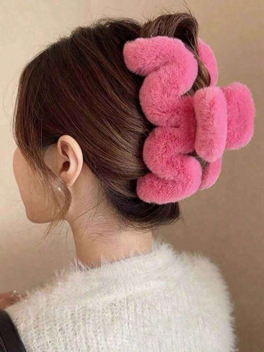 1pc Solid Color Fluffy Autumn/Winter Hair Claw, Fashionable High-End Thick Hair Clip, Cute Magenta Cartoon Side Clip Plush Hair Clutch Winter Hair Accessories - Hot Pink - 查看 1
