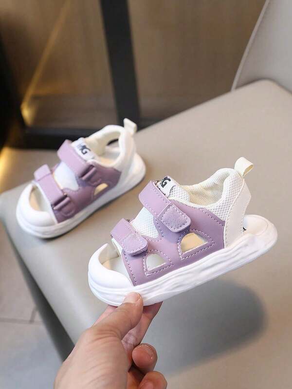 儿童透气网面运动凉鞋 - 双可调节魔术贴绑带，轻便减震鞋底，露趾设计，休闲夏季幼儿鞋