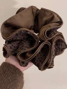 New Autumn Leopard Print Satin Scrunchie, Pleated Elegant Versatile Hair Tie - Multicolor - View 3