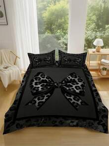 3件套豹纹蝴蝶结印花被套套装（1个被套+2个枕套，不含被芯），采用性感迷人的豹纹印花设计，柔软亲肤，舒缓视觉疲劳，四季皆宜，拉链封口，适用于酒店、卧室、客房和宿舍的床上用品装饰，低过敏性，易于打理，时尚轻盈，透气性好，低过敏性，易于护理，简约现代风格。 - 黑色 - 查看 17