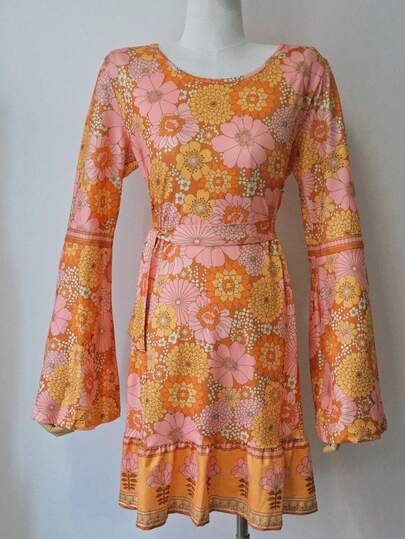 1set Halloween Vintage 70s 80s Hippie Costume Dress, Position Flower Print Dress, For Party & Stage Use (Excluding Earrings And Necklace) Spring Fall