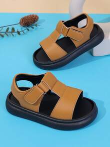 1 Pair Unisex New Style PU Hook And Loop Design Flat Sandals, Wear-Resistant Anti-Slip Children Beach Shoes, Suitable For Summer - Khaki - View 4