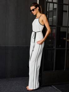 Bộ đồ công sở thanh lịch thường ngày gồm áo hai dây và quần dài phối màu tương phản, màu trắng. - trắng - Xem 5