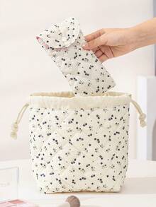 1 pieza/set Bolsa de almacenamiento de maquillaje acolchada con estampado floral, bolsa de almacenamiento portátil para gafas de niña de color azul con gancho, set de bolsas de almacenamiento de viaje de gran capacidad y estilo vintage, bolsa de almacenamiento multifuncional para bolso, bolsa de cosméticos ligera, bolsa de almacenamiento con estampado kawaii, bolsa linda para gafas de sol con cierre de hebilla, estuche para gafas, estilo INS, bolsa para gafas de mujer, regalo para el Día de San Valentín, artículo esencial para viajar, artículo esencial para dormitorio, decoración de habitación - Azul Marino - Ver 4