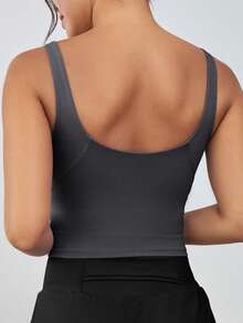 1 chiếc áo tank top nữ ngắn ôm sát bằng nylon kiểu racerback, có áo ngực có đệm rời, giúp thon gọn vóc dáng, thích hợp cho mùa xuân/hè. - Charcoal Grey - Xem 2