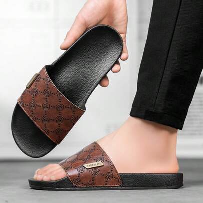 2026 Nuevas sandalias de verano para hombres, sandalias planas, zapatos de playa de estilo coreano retro versátil, para uso interior/exterior, sandalias holgadas tipo slip-on, chanclas de playa de suela blanda, sandalias de hombre de suela gruesa antideslizante y duradera, tallas grandes