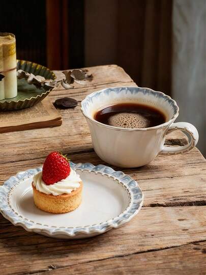 MYVIT 1 Set (1 Cup + 1 Saucer) European Retro Embossed Ceramic Coffee Cup And Saucer Set, 200ml Floral Gold-Rimmed Handled Mug And Plate Set For Home, Afternoon Tea, Latte, Milk, Oatmeal, Water, Suitable For Gifts, Microwave And Dishwasher