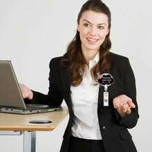 别致的亚克力徽章夹 - 耐用的亚克力夹，适用于护士、医生和医学生 - 有趣的办公用品 - 無色 - 查看 5