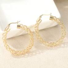 1 Pair Vintage Fashionable Hollow Circle Earrings, Suitable For Daily Wear And Vacation, Perfect Gift For Women - Gold - View 3