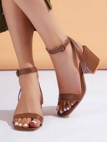 Women's New Style Square Heel Fashion Casual Strap Buckle Sandals, Beach Strap Sandals - Brown - View 5