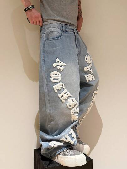 1件休闲宽松直筒牛仔裤，街头风刺绣毛巾布纹理，舒适四季皆宜，男士款（不含腰带或配饰）