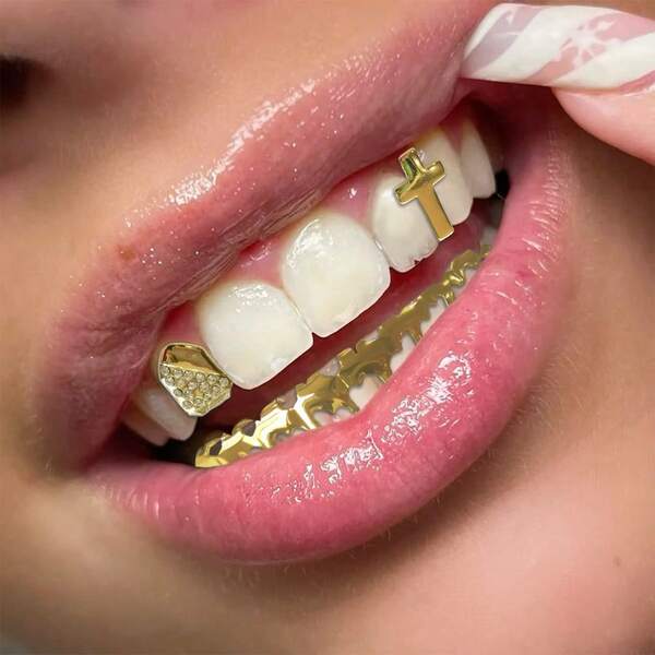 1 Set Unisex Rhinestone Cross & Flame Tooth Grillz, Casual Everyday & Party Wear